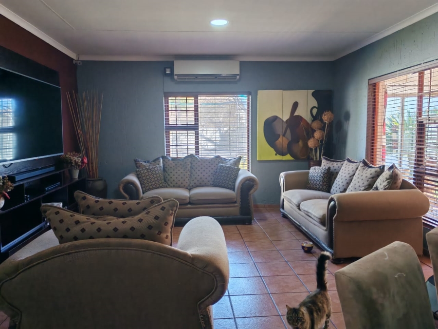 3 Bedroom Property for Sale in Vaalpark Free State